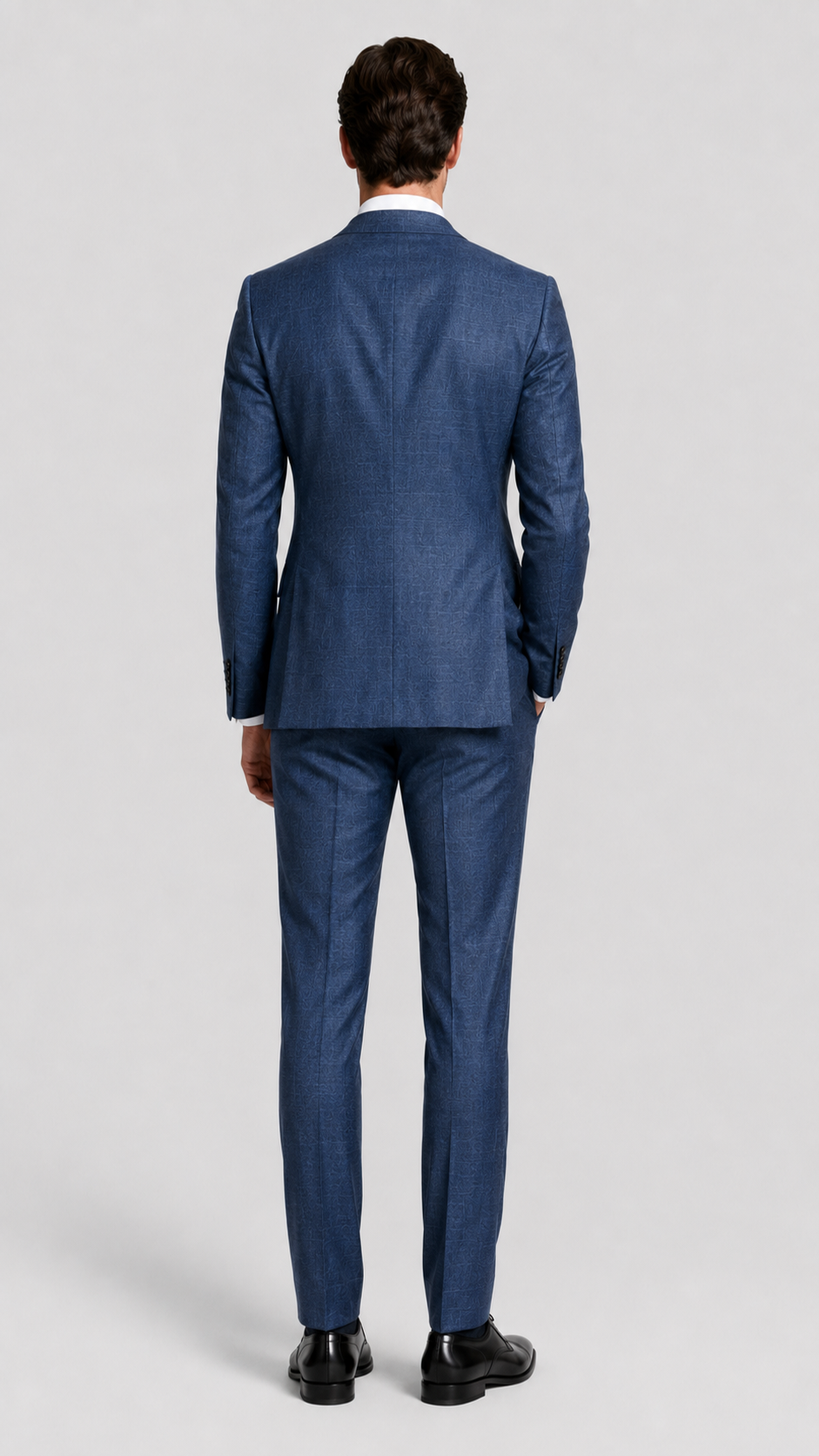 LiteWool Featherlight Wool Suit – Half-Canvas Slim Profile